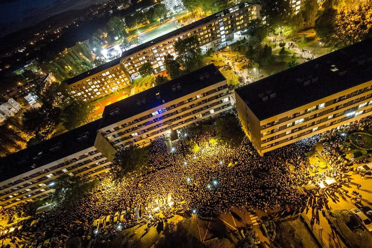 An aerial photo of crowds at AGH student campus during Juwenalia.